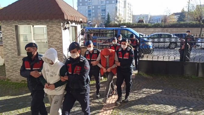 Bafra’da Uyuşturucu Operasyonunda 3 Tutuklama