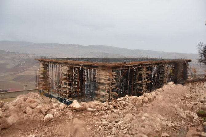 Siirt Valisi Hacıbektaşoğlu, Millet Bahçesinde Çalışmaları İnceledi