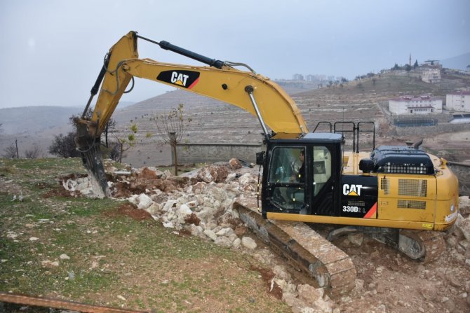 Siirt Valisi Hacıbektaşoğlu, Millet Bahçesinde Çalışmaları İnceledi