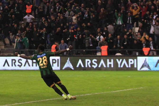 Spor Toto 1. Lig: Kocaelispor: 2 - Büyükşehir Belediye Erzurumspor: 0