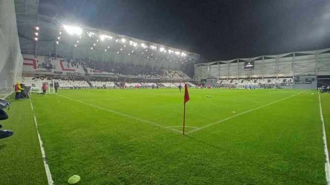Spor Toto Süper Lig: Altay: 1 - Atakaş Hatayspor: 1 (İ̇lk Yarı)