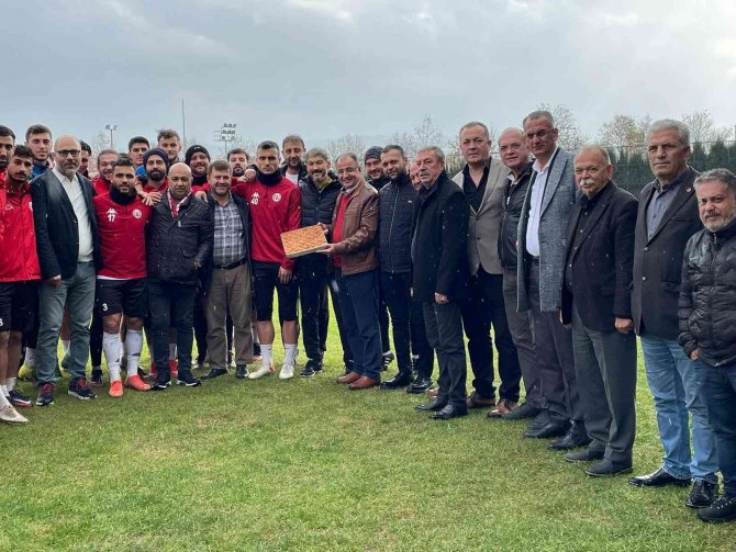 Stk Başkanlarından Turgutluspor’a Destek