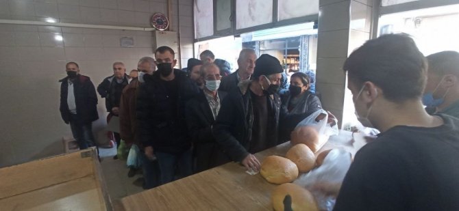 Türkiye’ye Örnek Olacak Fırıncı...bu Fırına Giren Dua Edip Çıkıyor