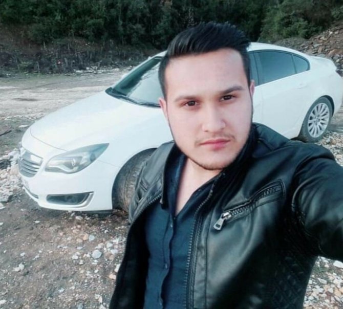 İ̇zmir’de Silahlı Kavga: 2 Kardeş Ağır Yaralandı