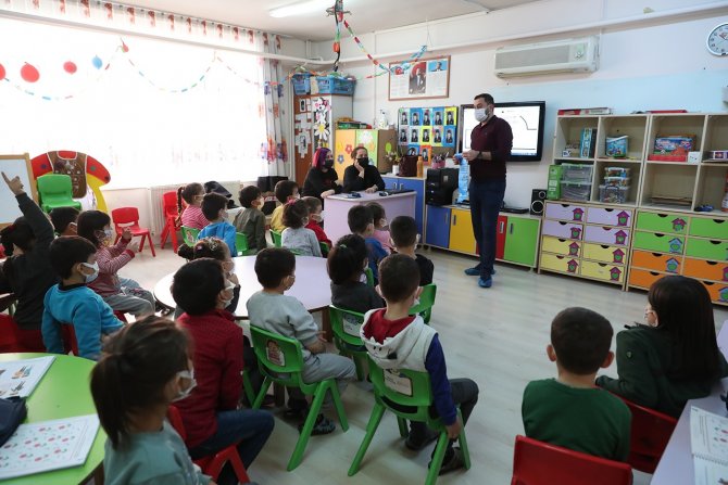 Minik Öğrencilere Sıfır Atık Ve Çevre Eğitimi