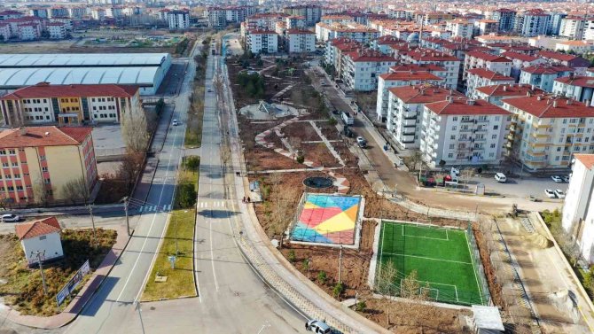 Başkan Dinçer: “Fatih Parkımızı Baştan Aşağı Yeniledik”