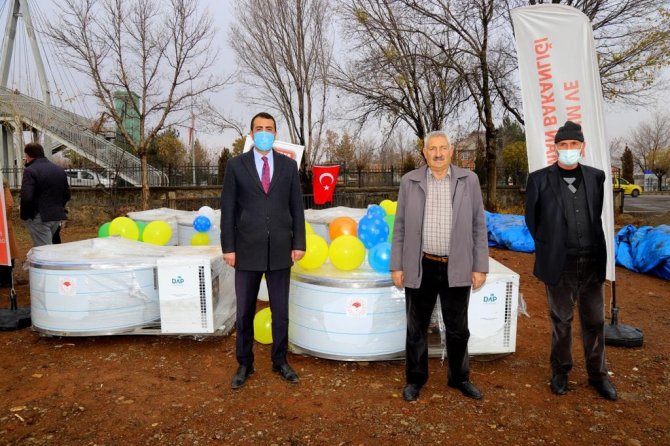 Bingöl’de Yetiştiricilere Yüzde 60 Hibeli Süt Soğutma Tankı Dağıtıldı