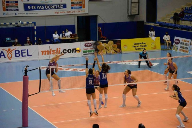 Aydın’ın Sultanları Sarıyer’i Rahat Geçti