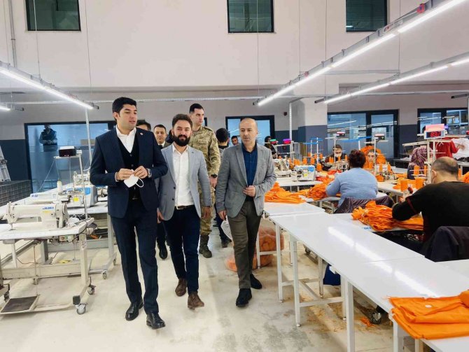 İ̇ş Ve Aş Sağlayan İşletmelere Destek