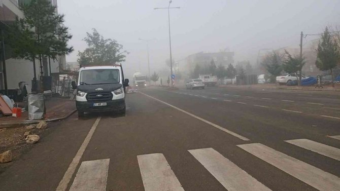 Dicle’de Dün Geceden Beri Görünen Sis, Öğle Saatlerine Kadar Etkisini Sürdürdü