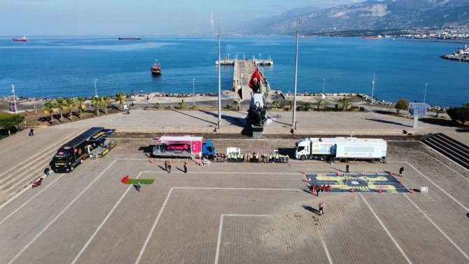 Mobil Trafik Eğitim Tırında Eğitim Verildi, İlginç Görüntüler Ortaya Çıktı