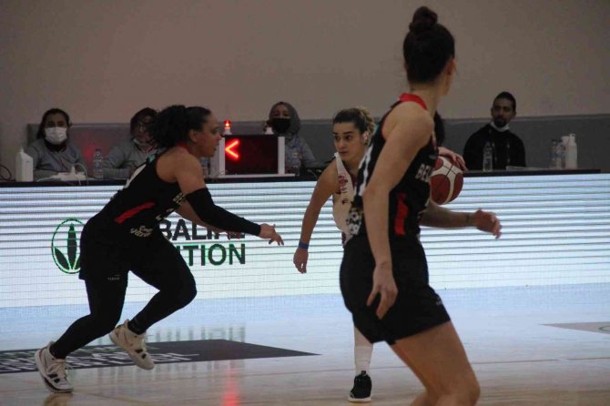 Kbsl: Elazığ İ̇l Özel İ̇dare: 75 - B. Kayseri Basketbol: 92