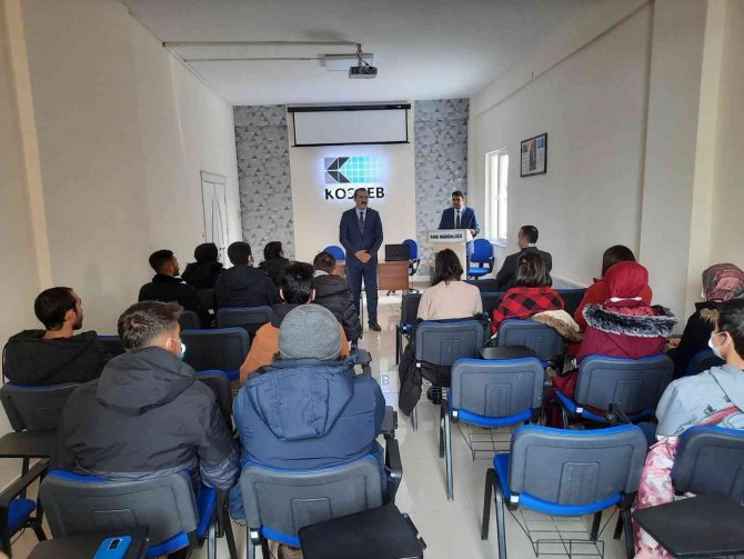 Kars’ta 193 Öğrenciye Girişimcilik Eğitimi Verildi