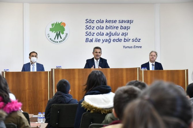 Geleceğin Liderleri Bu Meclisten Çıkacak