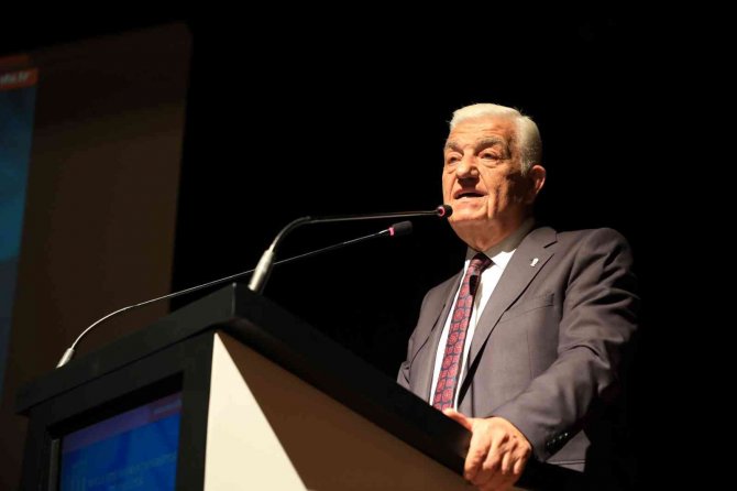 Doktor Başkan, Geleceğin Hekimlerine Beyaz Önlük Giydirdi