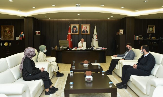 Rektör Ünal’a Gençlik Buluşması Daveti