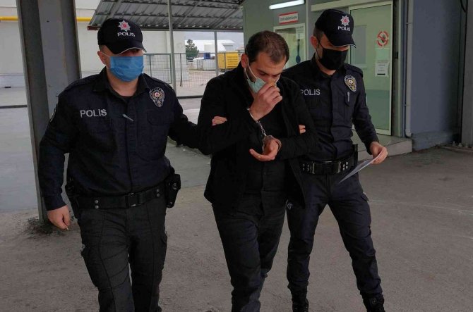 Hastanede Doktor Ve Hemşireyi Darp Eden Hasta Tutuklandı