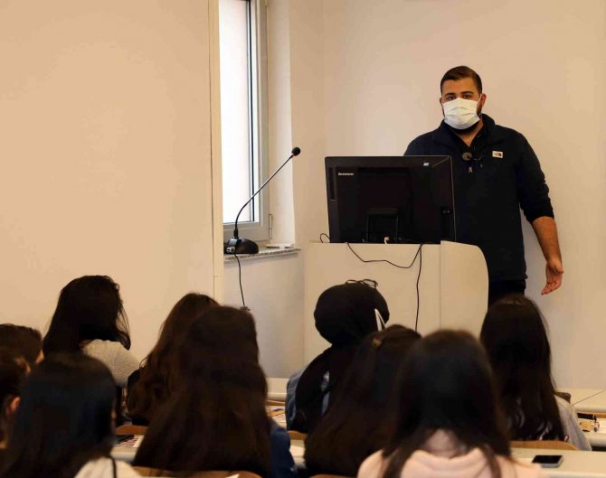 Sanko Üniversitesi Liselileri Bilgilendiriyor