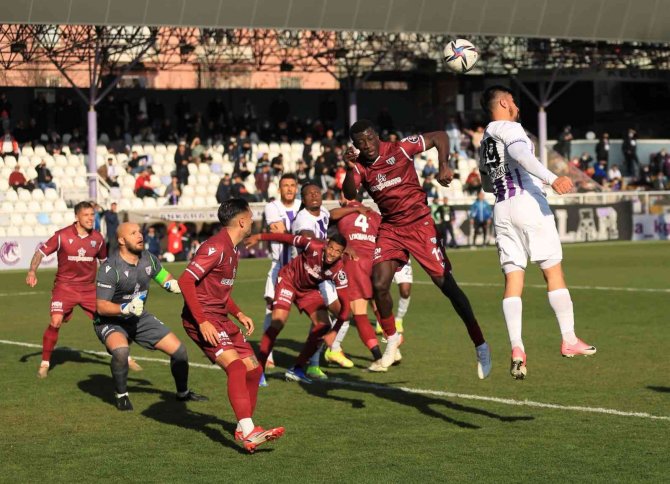 Spor Toto 1. Lig: Ankara Keçiörengücü: 3 - Bandırmaspor: 2