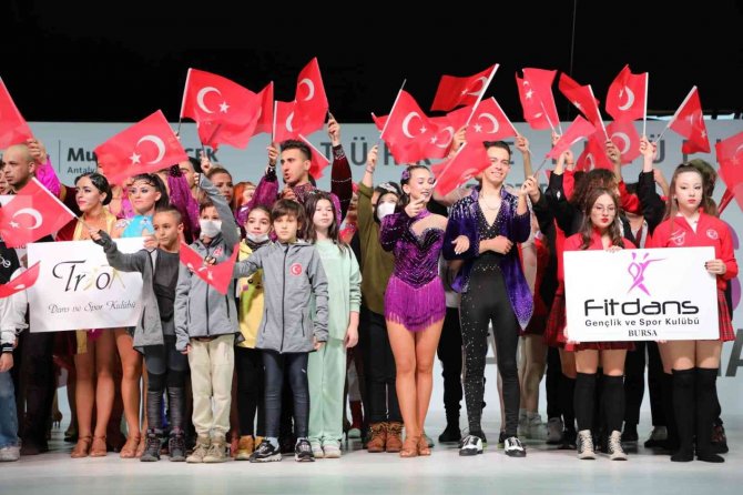 Antalya’da Salsa Rüzgarı