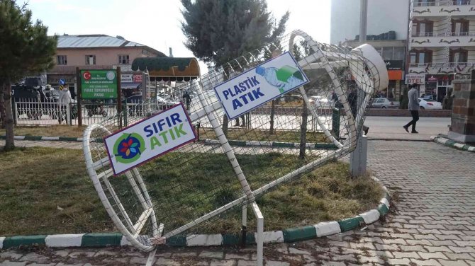 Erciş’te Geri Dönüşüm Malzemeleri Yatırıma Dönüştürüldü