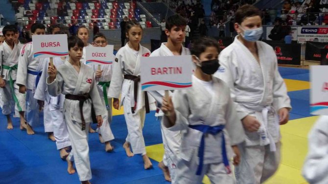 5’inci Uluslararası Madenci Kupası Judo Turnuvası Başladı