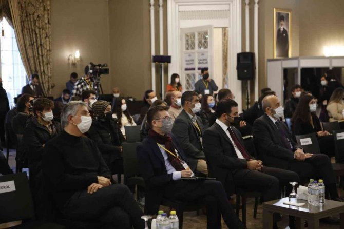 Prof. Dr. Öztürk: “Sinema, Akademik Fildişi Kulesine Sıkıştıramayacağımız Entelektüel Haz Sağlar”