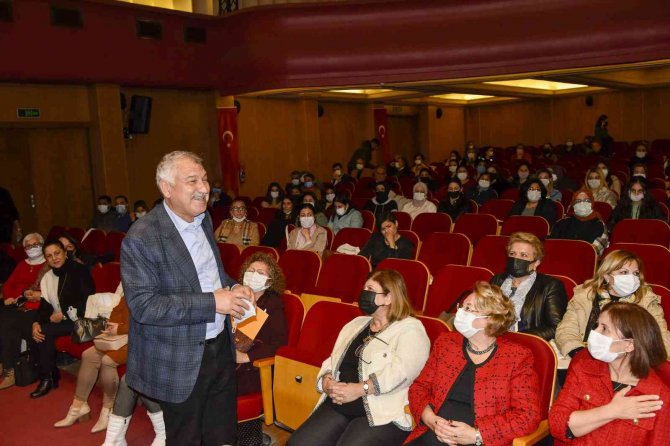 Karalar: "Konuşuyoruz Ama Kadına Şiddet Azalmıyor, Daha Da Artıyor"