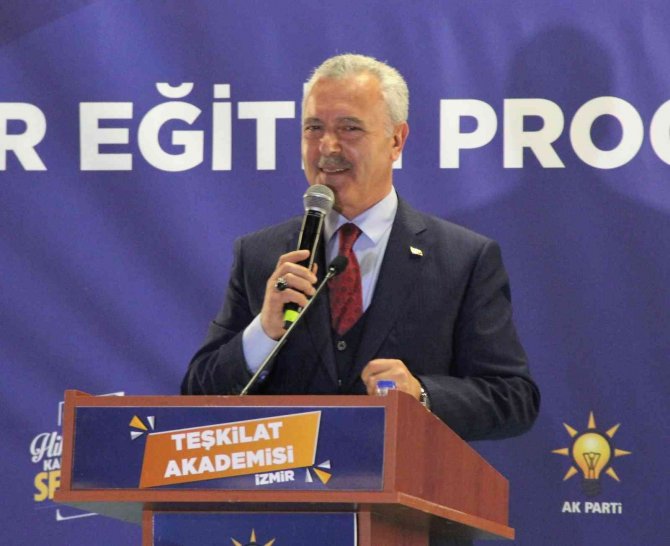 Ak Parti’de “Teşkilat Akademisi İ̇zmir Eğitim Programı" Tamamlandı