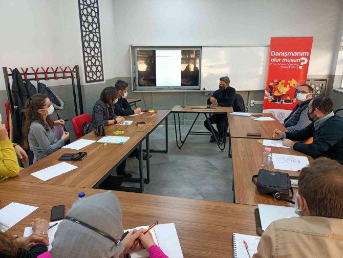 "Danışmanım Olur Musun?" Projesine İlgi Artıyor