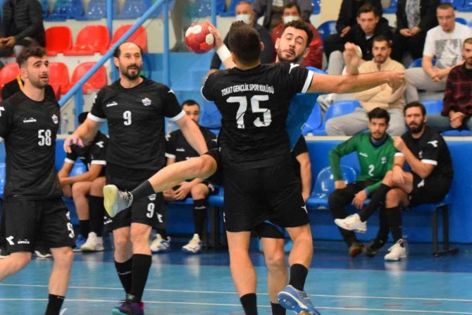 Nilüferli Hentbolcular Rahat Kazandı