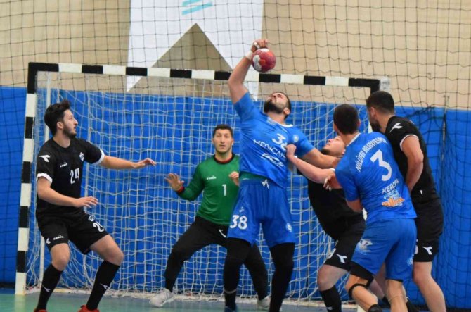 Nilüferli Hentbolcular Rahat Kazandı