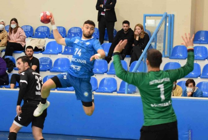 Nilüferli Hentbolcular Rahat Kazandı