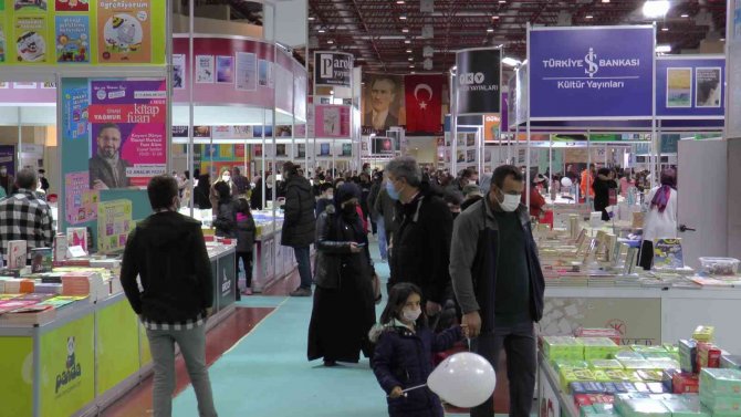 Kayseri Kitap Fuarı’ndan Yeni Ziyaretçi Rekoru