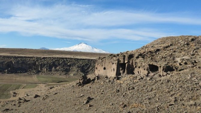 Kayseri’deki Medeniyet Beşiği Şahmelik Turizme Kazandırılmayı Bekliyor