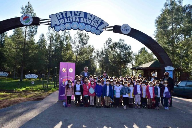 Kepez’de Başarılı Öğrenciler Geziyle Ödüllendirildi