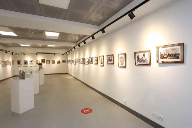 Modern Sanatlar Galerisi’nde ‘Kuşaktan Kuşağa Antalyalılar’ Karma Sergisi