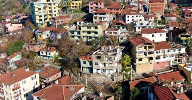Türkiye Rekorunun Kırıldığı Cedit, Hayalet Şehre Döndü