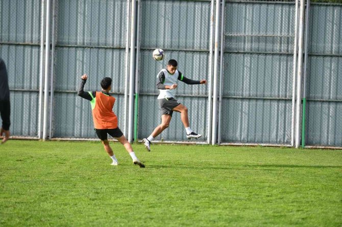 Bursaspor’da Ümraniyespor Maçı Hazırlıkları Başladı