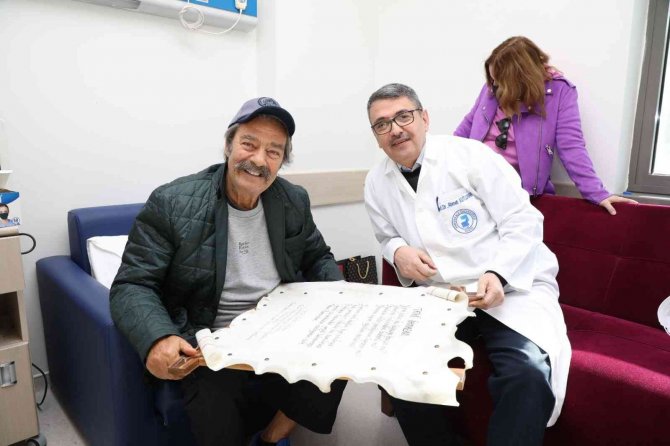 Kadir İ̇nanır, 22 Gün Sonra Paü’ye Böyle Veda Etti