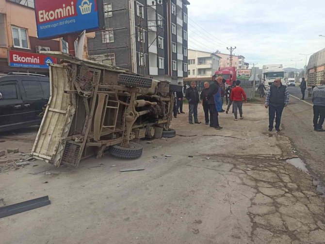 Fatsa’da Trafik Kazası: 2 Yaralı