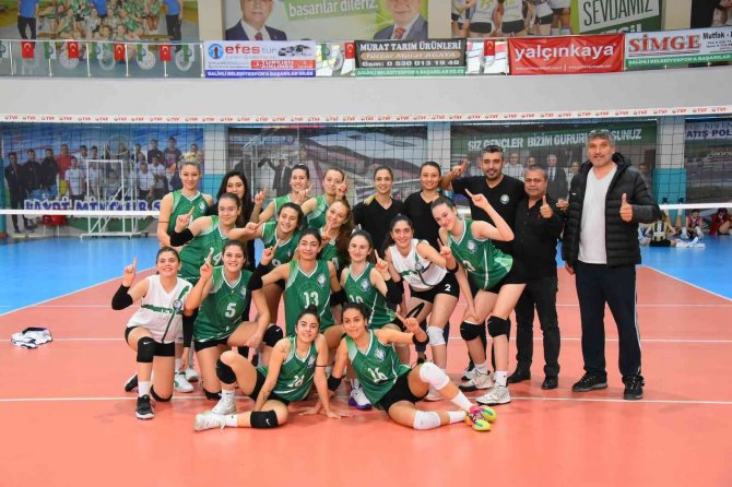 Salihli’nin Sultanları İlk Yarıyı Lider Tamamladı