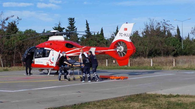 Şantiyede Kalp Krizi Geçiren Şahıs Ambulans Helikopterle Hastaneye Yetiştirildi