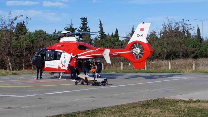 Şantiyede Kalp Krizi Geçiren Şahıs Ambulans Helikopterle Hastaneye Yetiştirildi