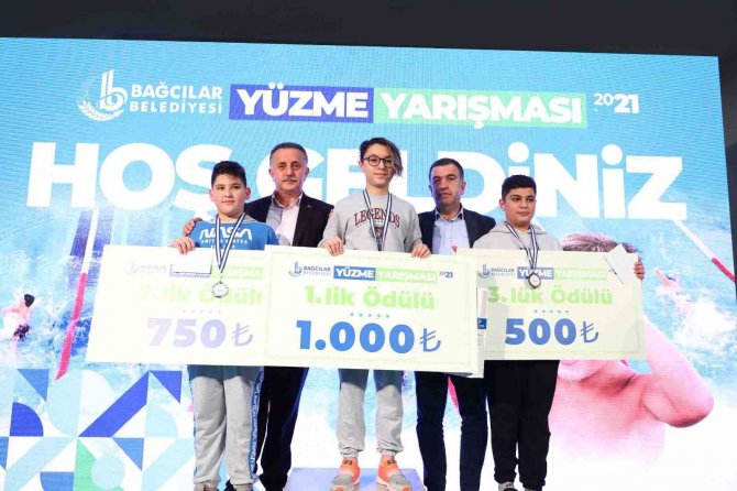 Bağcılar’da Minik Kulaçlar Şov Yaptı