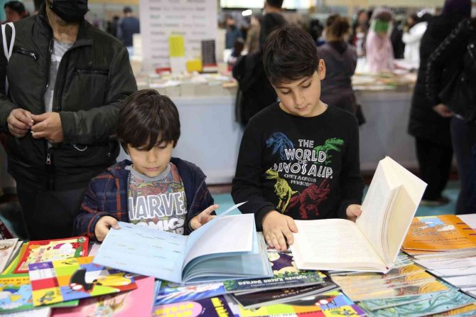 Kayseri 4. Kitap Fuarı’nda Rekor Ziyaretçi: 815 Bin