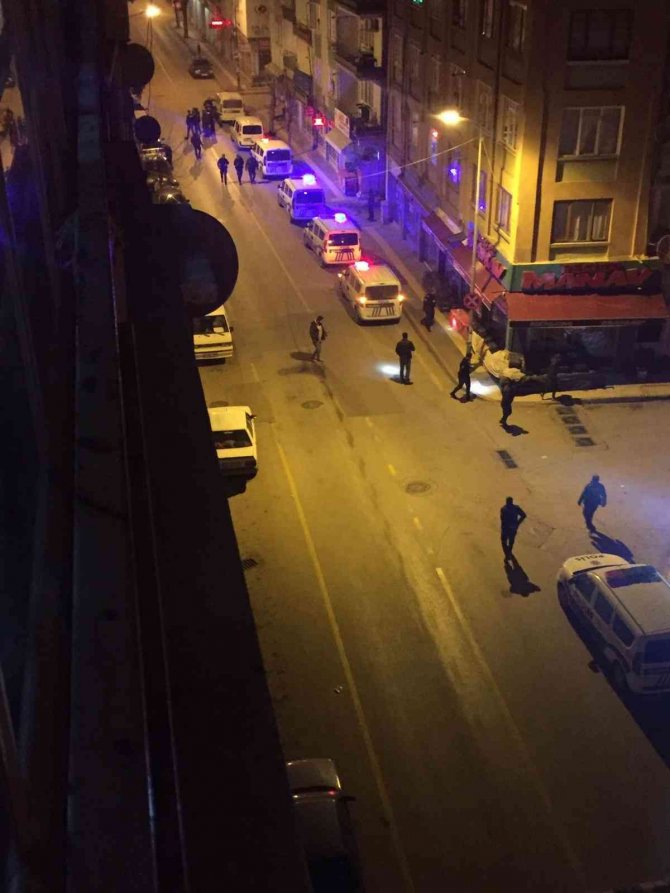 Etrafa Rastgele Ateş Açan Şahıs Bekçilerden Kaçamadı