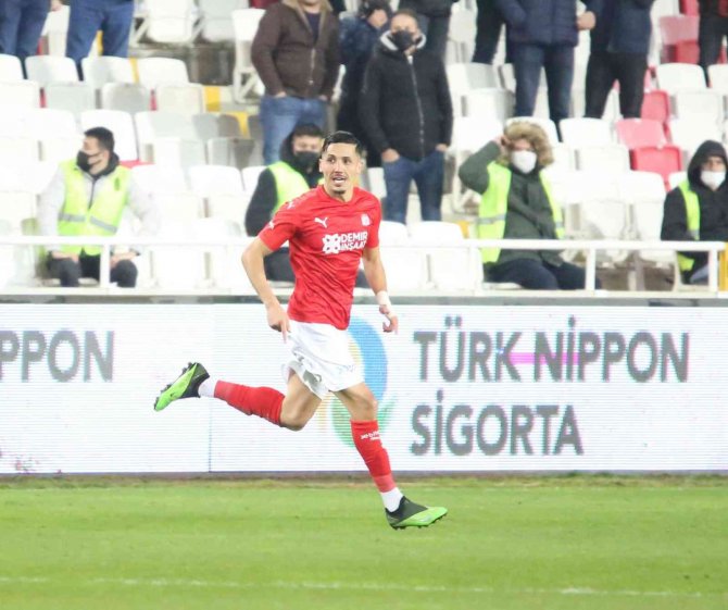 Fayçal Fajr, Sivasspor’da Siftah Yaptı