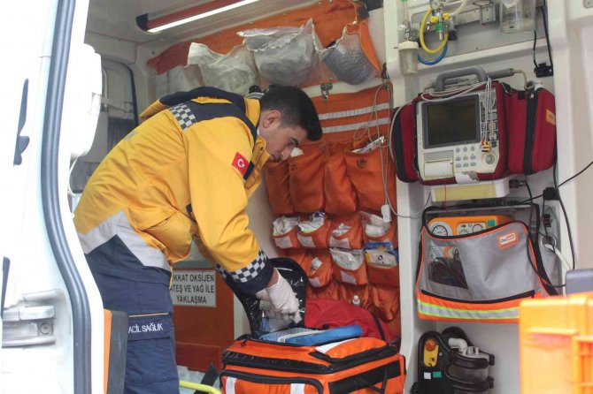 Köyden Merkeze Gitmek İçin Hasta Numarası Yapıp Ambulans Çağırmışlar