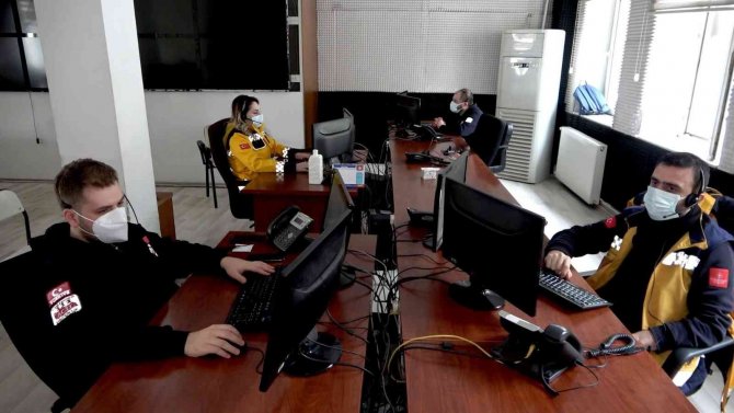 Köyden Merkeze Gitmek İçin Hasta Numarası Yapıp Ambulans Çağırmışlar